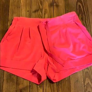 Lululemon spring break away shorts